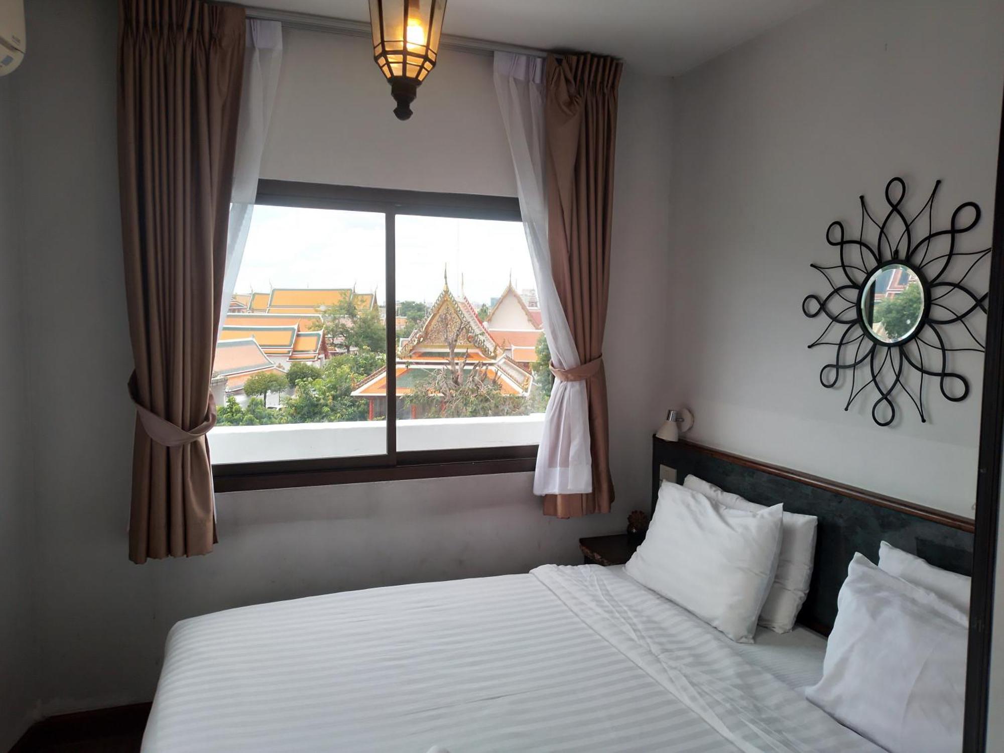 Chetuphon Gate Hotel Bangkok Exterior foto