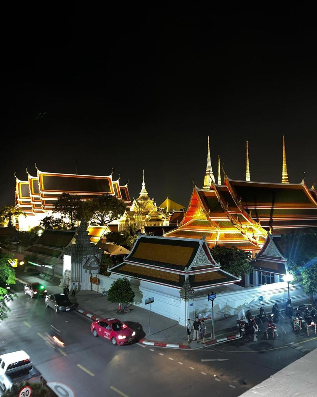 Chetuphon Gate Hotel Bangkok Exterior foto